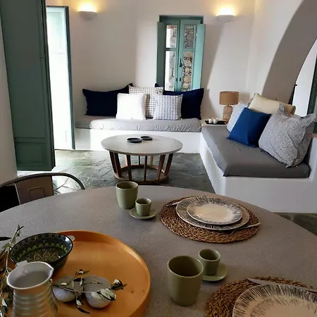 Elegant Houses, 6 Villa Amorgos